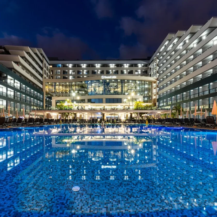 Enotel Lido in Hotels/Accomodation Enotel Lido