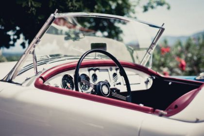 Classic Car Tour Along the Madeira Coast: An Unforgettable Experience