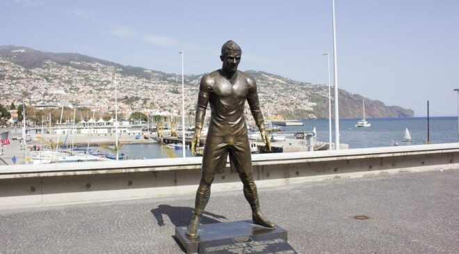 Cristiano Ronaldo na Madeira: Estátua e Museu a não perder no Funchal