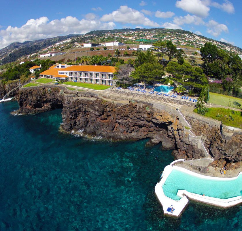 Albatroz Beach & Yacht Club in Hotels/Accomodation Albatroz Beach & Yacht Club