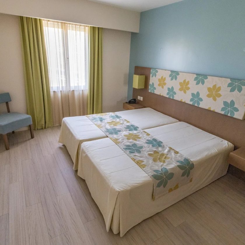 INATEL Porto Santo in Hotels/Accomodation INATEL Porto Santo