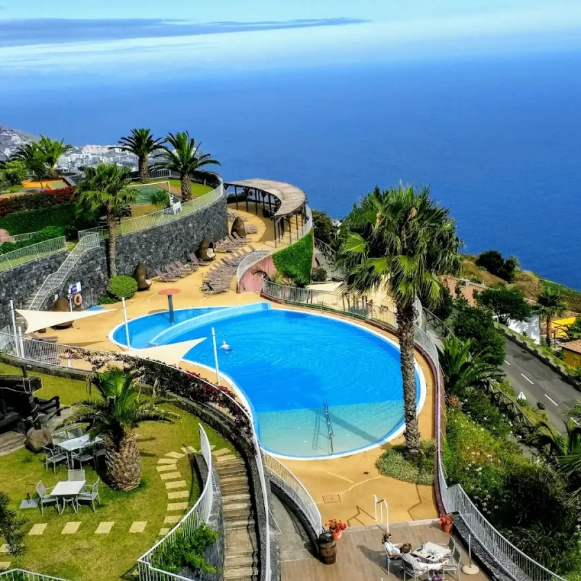 Village Cabo Girão in Hotels/Accomodation Village Cabo Girão