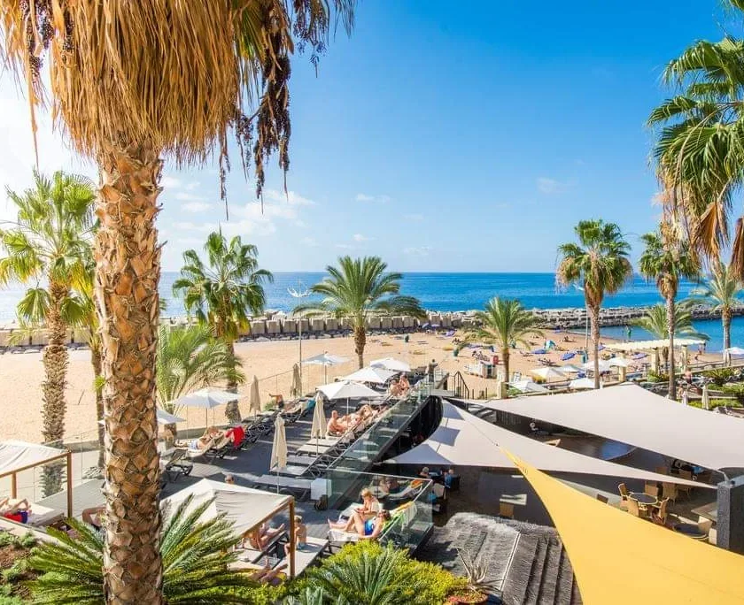 Calheta Beach - All Inclusive in Hotels/Accomodation Calheta Beach